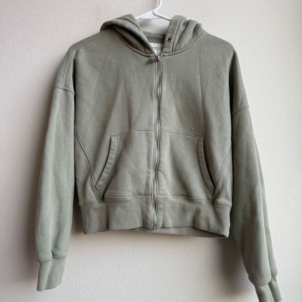 Abercrombie & Fitch Soft AF Green Cropped Hoodie Size XS Cozy Warm Fall